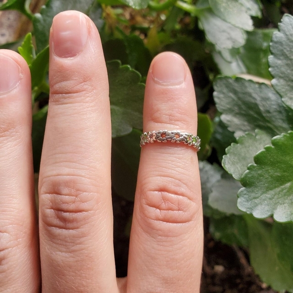 NWOT Silver Flower Toe Ring - Picture 3 of 9